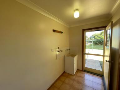 House Leased - QLD - Kingaroy - 4610 - Brick Home Close to School and Day Care Centre  (Image 2)
