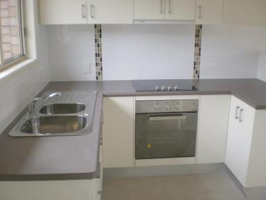 Unit For Lease - QLD - Kingaroy - 4610 - Well maintained modern unit  (Image 2)