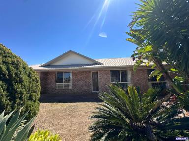House For Lease - QLD - Kingaroy - 4610 - Lovely 3 Bedroom/2 Bathroom Air Conditioned Home  (Image 2)