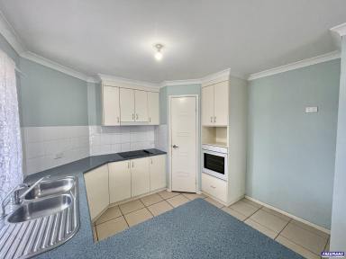 Unit Leased - QLD - Kingaroy - 4610 - TIDY UNIT IN DUPLEX  (Image 2)