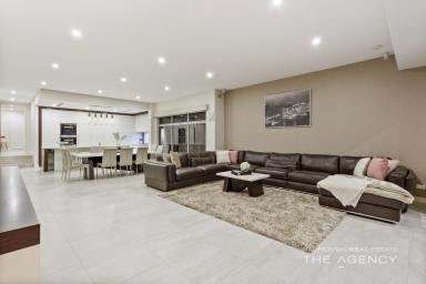 House For Sale - WA - Yokine - 6060 - MODERN LIFESTYLE LIVING AT IT'S FINEST!  (Image 2)