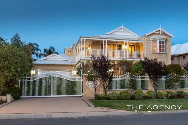 House For Sale - WA - Hillarys - 6025 - Rise to the Occasion!  (Image 2)