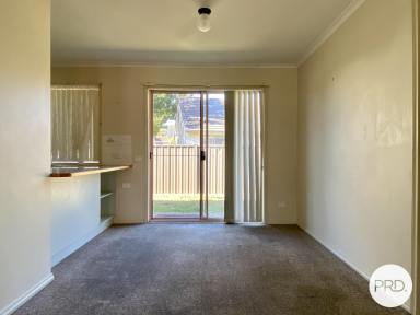 Unit Leased - NSW - Lavington - 2641 - COMFORTABLE UNIT  (Image 2)