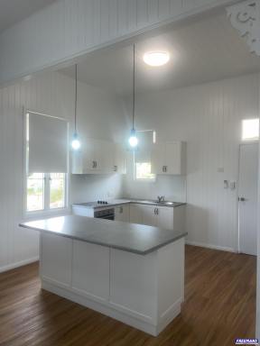 Unit For Lease - QLD - Kingaroy - 4610 - Beautifully Renovated Unit in Great Location  (Image 2)