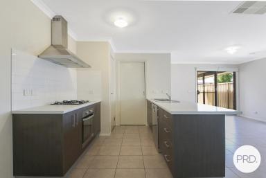 Townhouse Leased - NSW - Hamilton Valley - 2641 - SPACIOUS TOWNHOUSE  (Image 2)