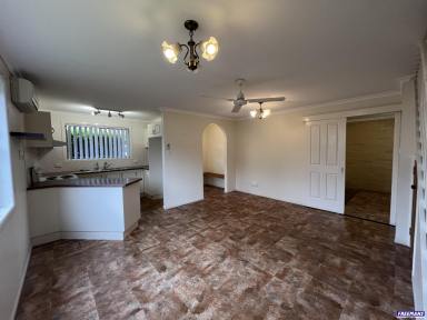 Unit Leased - QLD - Kingaroy - 4610 - Townhouse close to Town - Break Lease  (Image 2)