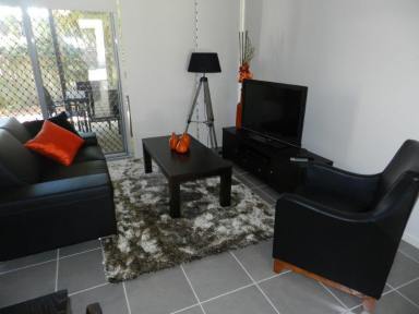 Townhouse For Sale - QLD - West Gladstone - 4680 - Ideal for a First Home or Investment  (Image 2)