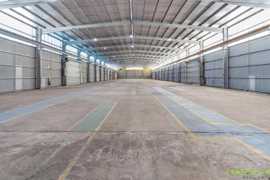 Industrial/Warehouse For Lease - VIC - Horsham - 3400 - Impressive Office & Workshop  (Image 2)