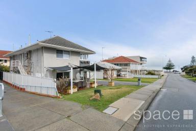 Unit For Lease - WA - Cottesloe - 6011 - Home open Monday must register to view unfortunately we are unable to arrange another time or day for view (Image 2)