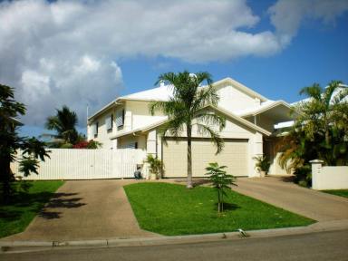 Unit For Sale - QLD - Cardwell - 4849 - Luxury 4 bedroom waterfront townhouse with 12m...  (Image 2)