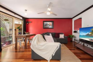 Townhouse For Sale - QLD - Shailer Park - 4128 - IMMACULATE, WELL APPOINTED TOWNHOUSE IN THE HEART OF SHAILER PARK  (Image 2)