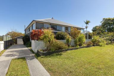 House Leased - QLD - Cooroy - 4563 - Family home walking distance to town  (Image 2)