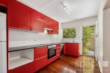 Townhouse For Lease - WA - Claremont - 6010 - Claremont Gem  (Image 2)