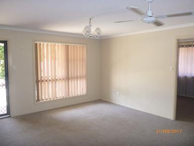 Unit For Lease - QLD - Kingaroy - 4610 - Brick Unit in Quiet Cul-de-Sac  (Image 2)