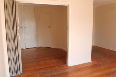 Unit Leased - VIC - Portland - 3305 - Freshly Updated Central Unit  (Image 2)