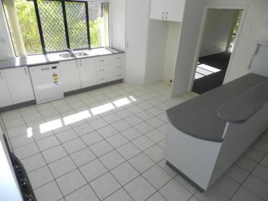 House For Lease - QLD - Kin Kora - 4680 - 6 BEDROOM, AIR CONDITIONING; UNFURNISHED HOUSE  (Image 2)