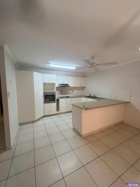 Unit For Lease - QLD - Kingaroy - 4610 - Quality Unit in Great Complex  (Image 2)