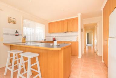 House For Sale - VIC - Mildura - 3500 - Quiet. Comfort. Home.  (Image 2)