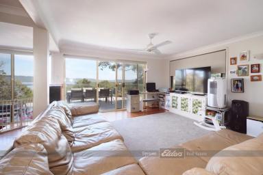House For Sale - NSW - Green Point - 2428 - WATERFRONT HOME WITH BREATHTAKING VIEWS.  (Image 2)