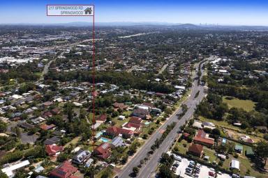 House For Sale - QLD - Springwood - 4127 - PANORAMIC VIEWS ON A QUARTER ACRE BLOCK!  (Image 2)