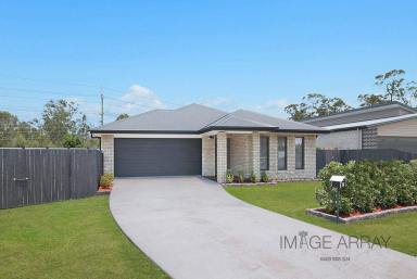House For Sale - QLD - Cornubia - 4130 - OPEN HOME CANCELLED - COME TO WHERE THE GRASS IS GREENER!  (Image 2)