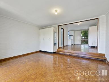 Unit Leased - WA - Cottesloe - 6011 - **** UNDER APPLICATION ****  (Image 2)
