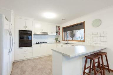 House For Lease - NSW - Moama - 2731 - A cut above the rest  (Image 2)