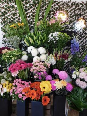 Business For Sale - VIC - Somerville - 3912 - EXCELLENT FLORIST -PRICED TO SELL!!!!!!!  (Image 2)