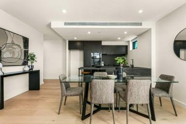 Townhouse For Sale - VIC - Collingwood - 3066 - Luxurious Skyhome (Image 2)