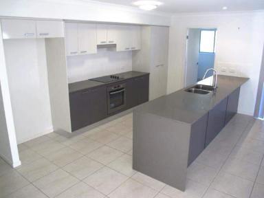 House For Lease - QLD - Kirkwood - 4680 - QUALITY HOME IN BEAUTIFUL LITTLE CREEK  (Image 2)