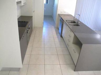 House For Lease - QLD - Kirkwood - 4680 - QUALITY HOME IN BEAUTIFUL LITTLE CREEK  (Image 2)