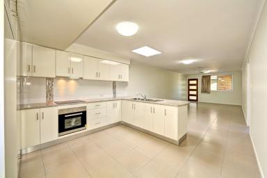 Unit For Lease - QLD - Bundaberg North - 4670 - ***APPLICATION APPROVED***
TIDY & MODERN BRICK UNIT  (Image 2)