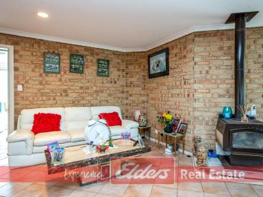 House For Sale - WA - Donnybrook - 6239 - A must view in Donnybrook                                NEW price as of 10/08/2022  (Image 2)