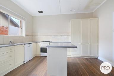 House For Lease - NSW - Albury - 2640 - CENTRAL ALBURY LIVING!  (Image 2)