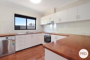 Unit For Lease - NSW - South Albury - 2640 - NEAT AS A PIN!  (Image 2)