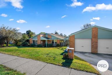House For Lease - VIC - West Wodonga - 3690 - GREAT FAMILY HOME! (Image 2)