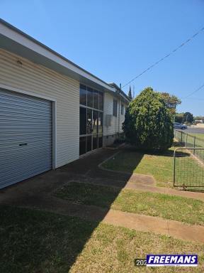 House Leased - QLD - Kingaroy - 4610 - Timber Home Close to School and Town  (Image 2)