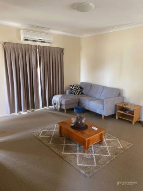 Unit For Sale - QLD - Dalby - 4405 - SOUGHT AFTER CENTRAL POSITION  (Image 2)