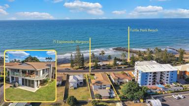 House For Sale - QLD - Bargara - 4670 - 4 x Beachfront Strata Titled Units  (Image 2)