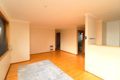 House For Lease - TAS - Youngtown - 7249 - Fresh tidy home  (Image 2)