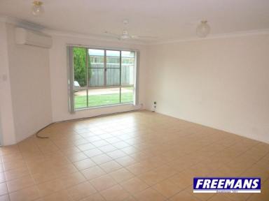 Unit For Lease - QLD - Kingaroy - 4610 - Unit in Triplex  (Image 2)