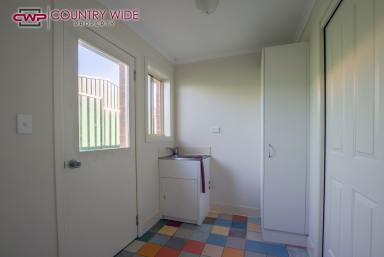 Duplex/Semi-detached For Lease - NSW - Glen Innes - 2370 - Modern duplex  (Image 2)
