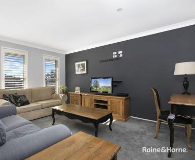 House Leased - NSW - Renwick - 2575 - Modern 4 Bedroom Home  (Image 2)