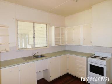 House Leased - QLD - Nanango - 4615 - Bedroom Family Home + Sunroom/3rd Bedroom  (Image 2)