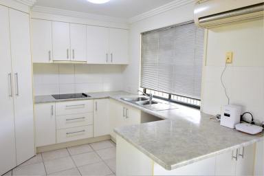 Unit For Sale - QLD - Kawungan - 4655 - Just Move In - Vacant And Ready To Go!  (Image 2)