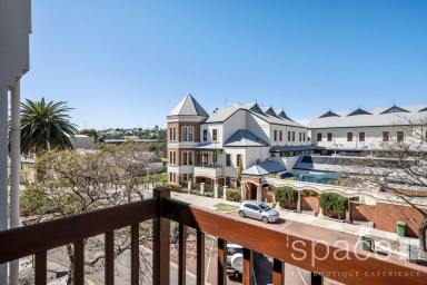 Townhouse For Lease - WA - North Fremantle - 6159 - IN THE HEART OF FREMANTLE  (Image 2)