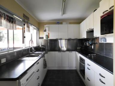 House For Lease - QLD - Nanango - 4615 - 4 BEDROOM HOME WITH PLENTY OF EXTRAS!  (Image 2)