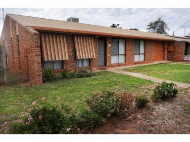 Duplex/Semi-detached Leased - NSW - Narromine - 2821 - Immaculate  (Image 2)