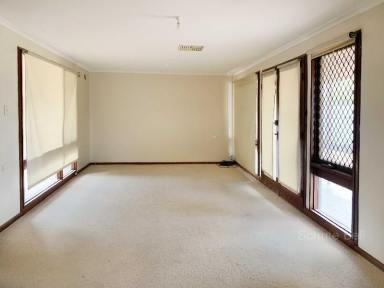 House Leased - NSW - Bourke - 2840 - Tidy 3 bedroom home  (Image 2)