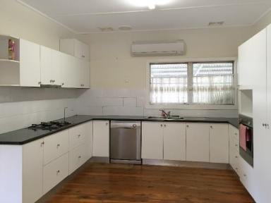 House Leased - NSW - Bourke - 2840 - 3 Bedroom Home  (Image 2)